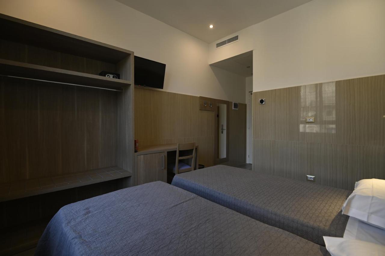 Hotel Midway Milano Eksteriør bilde
