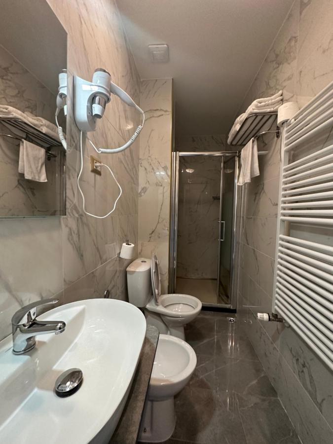 Hotel Midway Milano Eksteriør bilde