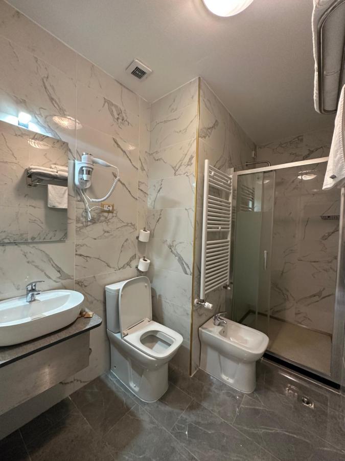 Hotel Midway Milano Eksteriør bilde