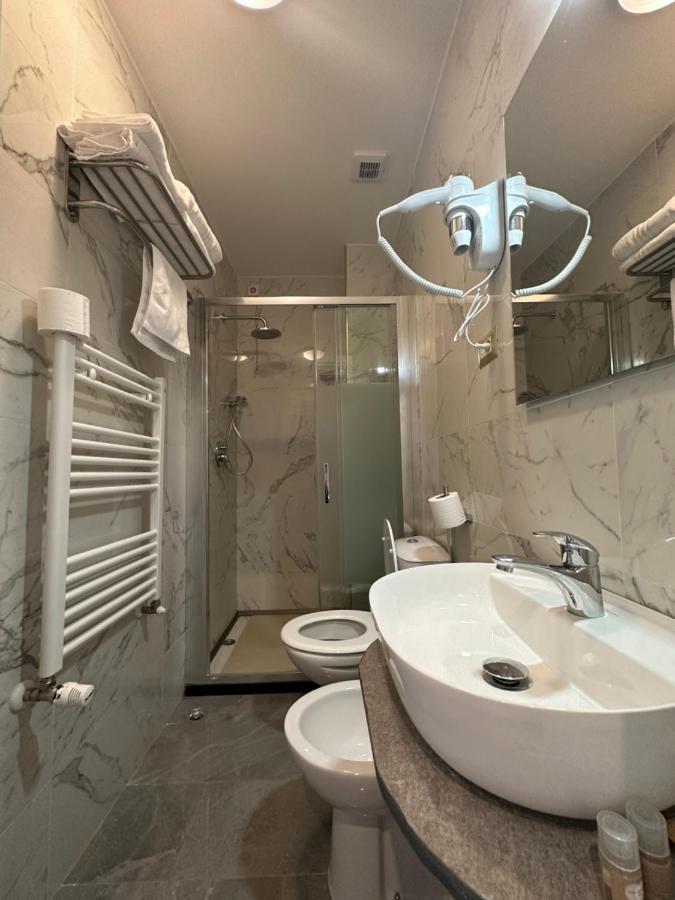 Hotel Midway Milano Eksteriør bilde